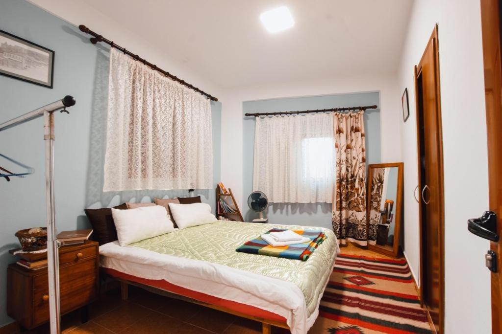 Apartamento Bb Apartament Gjirokastër Exterior foto