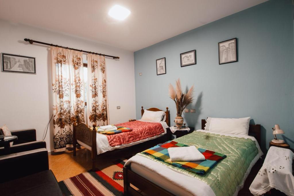 Apartamento Bb Apartament Gjirokastër Exterior foto